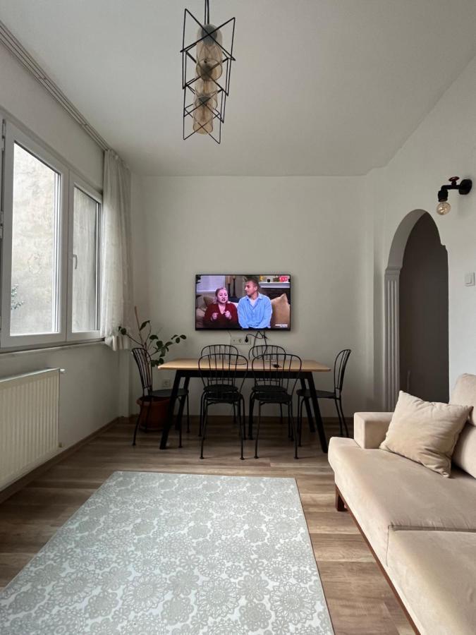 Apartmán Centrally Located, 2+1 House In Taksim, Cihangir Istanbulská provincie Exteriér fotografie