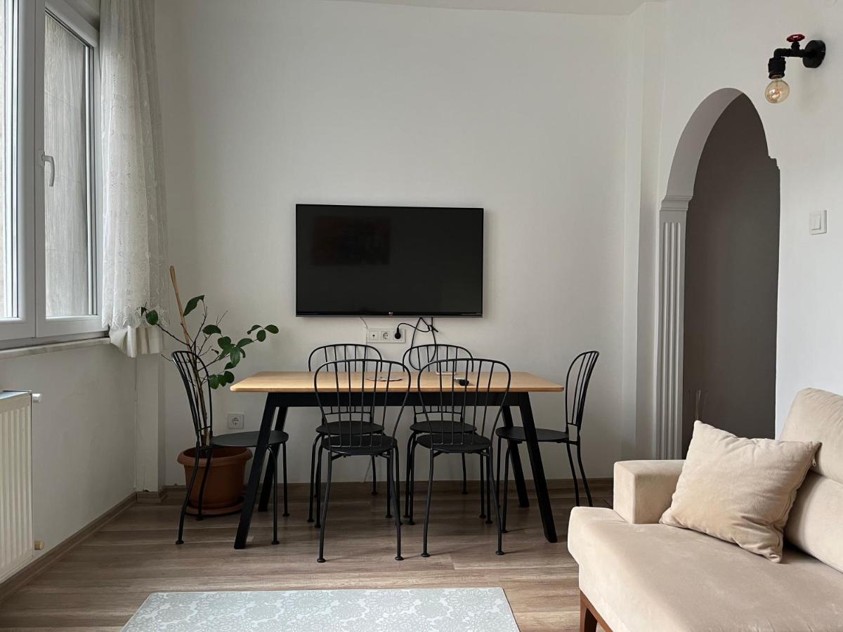 Apartmán Centrally Located, 2+1 House In Taksim, Cihangir Istanbulská provincie Exteriér fotografie